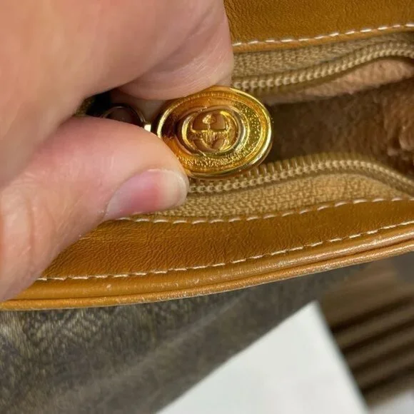 Gucci Vintage Trapezoid Canvas Logo Monogram Tan Gold Leather Tote Bag - Picture 5 of 15